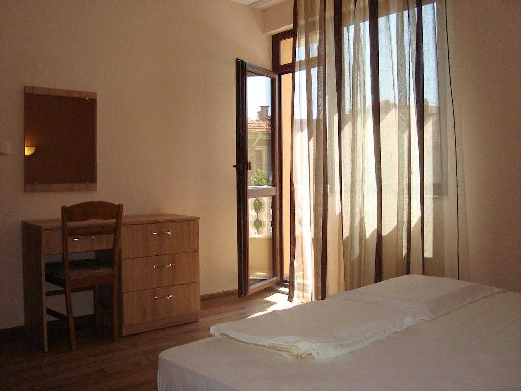 Marinela Apartments Pomorie Room photo