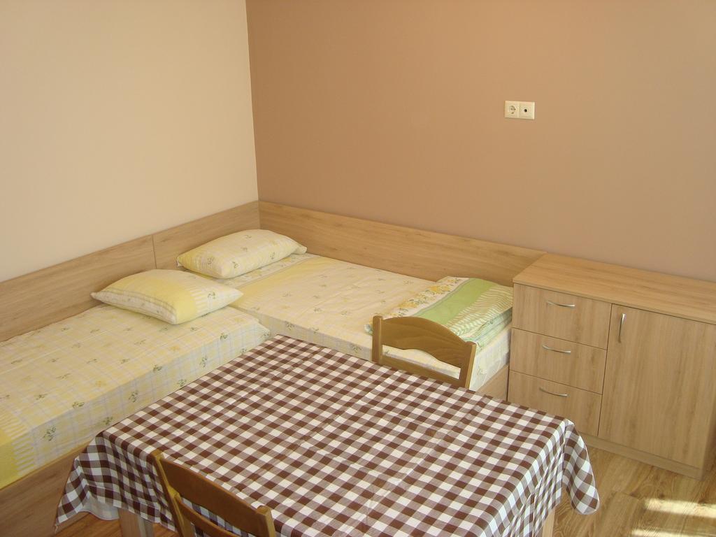 Marinela Apartments Pomorie Room photo