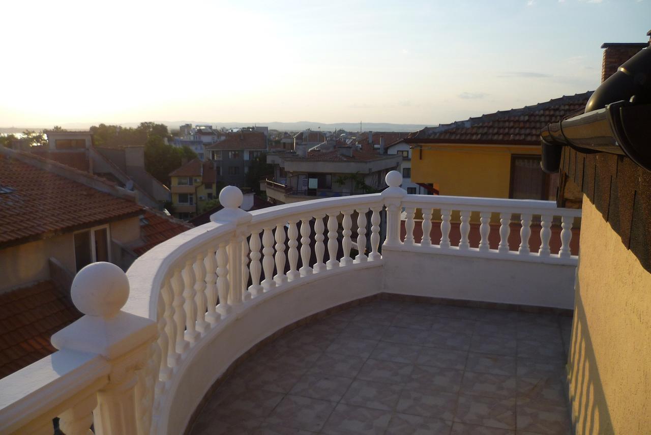 Marinela Apartments Pomorie Exterior photo